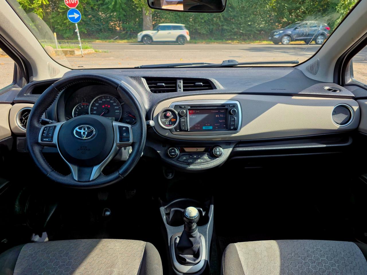 Toyota Yaris 1.0 5 porte Lounge 2012-E5B Manuale NEO