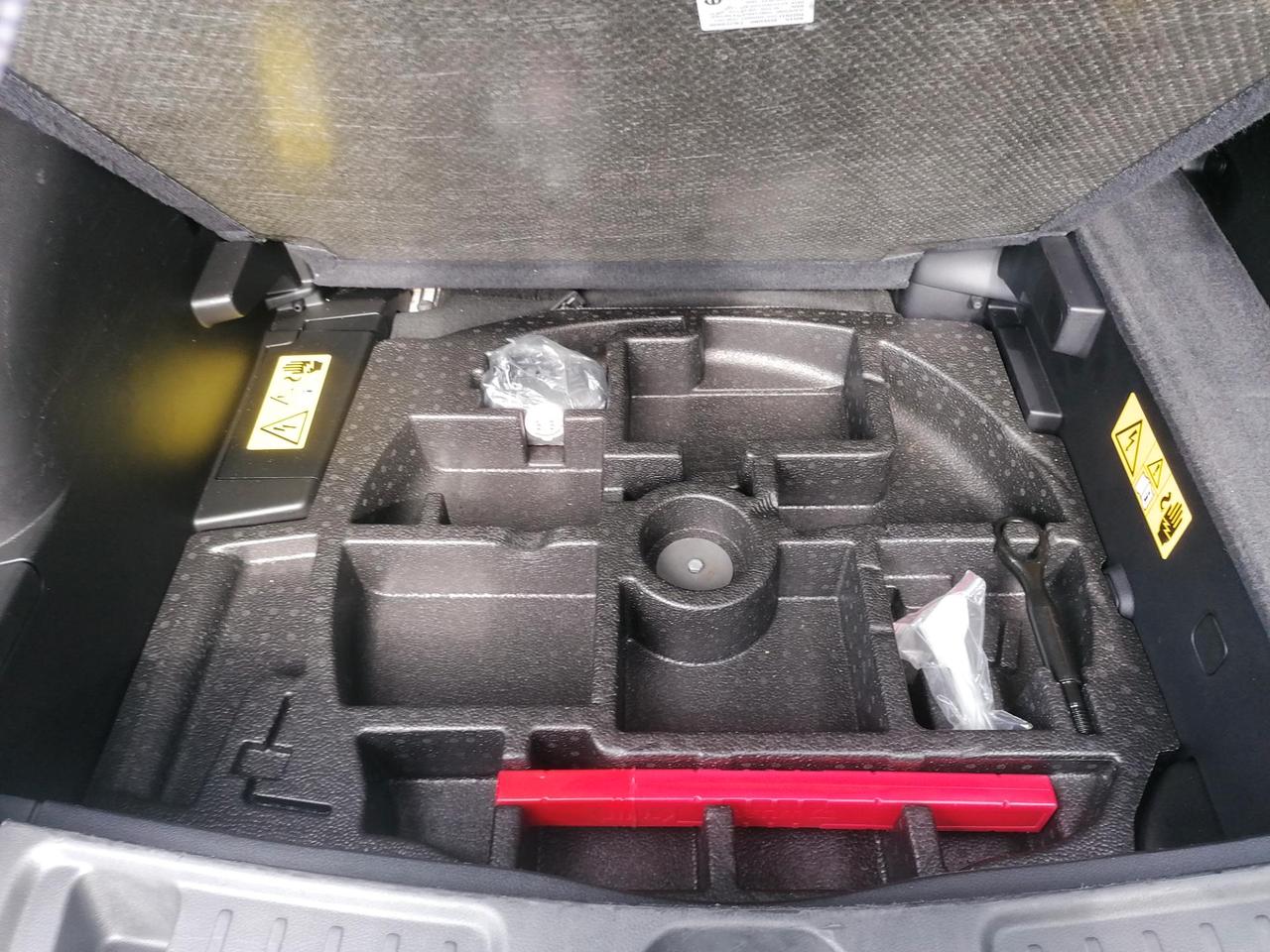 Jeep Compass 1.3 turbo t4 phev Limited 4xe auto