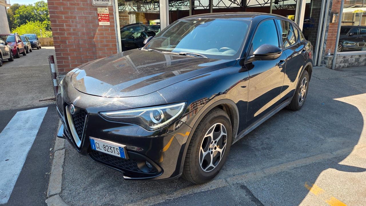 Alfa Romeo Stelvio 2.2 Turbodiesel 160 CV AT8 RWD Super Business