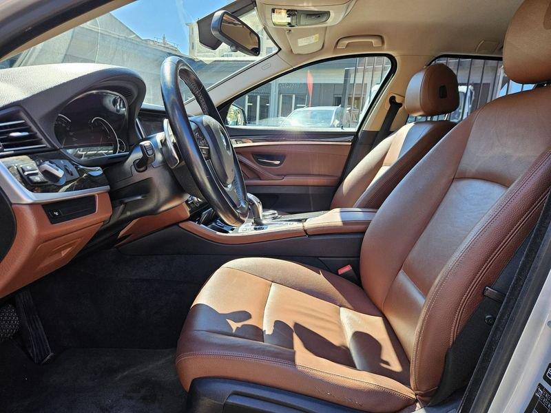BMW Serie 5 525d Luxury Touring