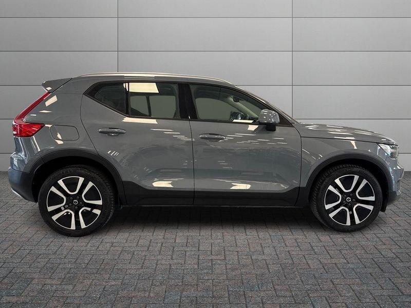 Volvo XC40 T3 Momentum