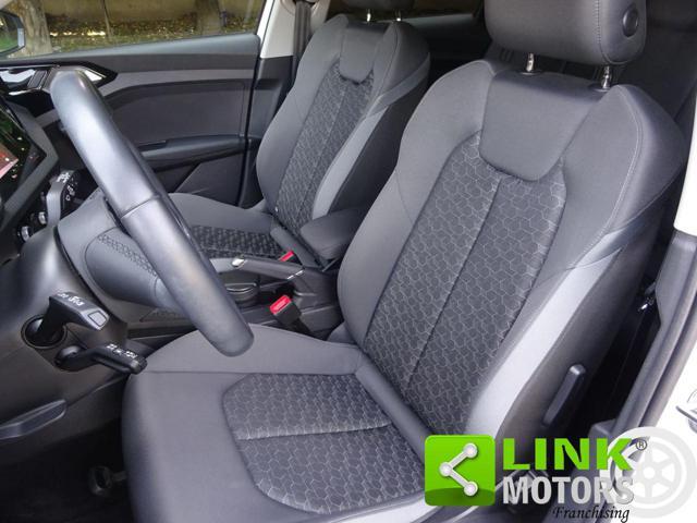 AUDI A1 SPB 40 TFSI S tronic Identity Black S Line