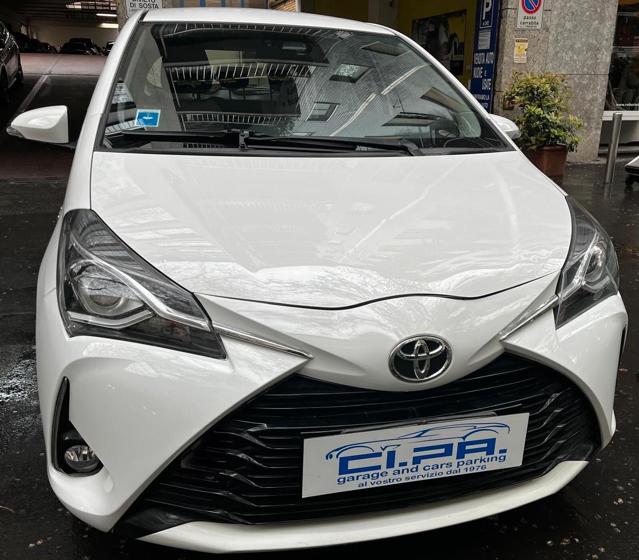Toyota Yaris 1.5 Hybrid 5 porte Active
