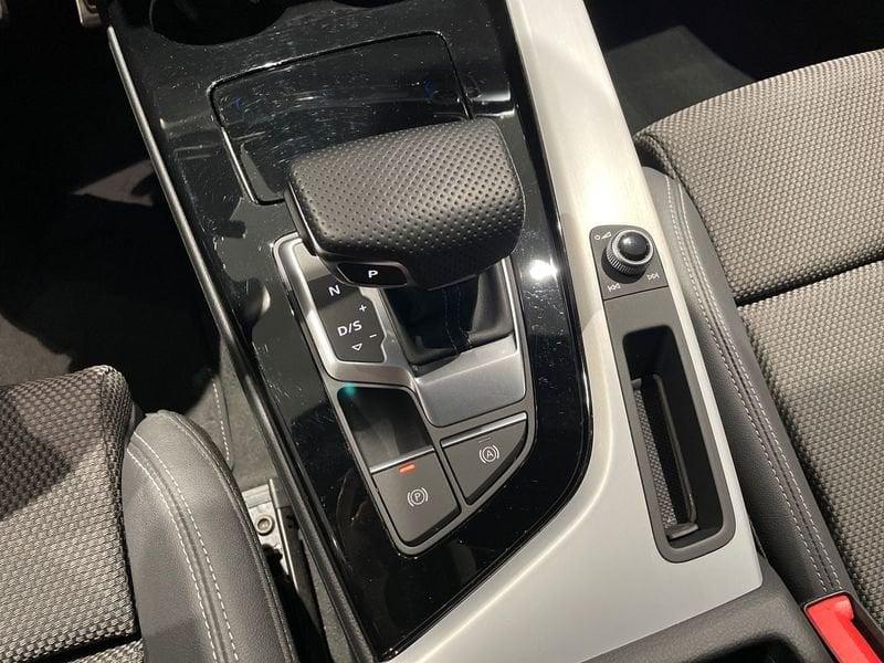 Audi A4 Avant 40 2.0 tdi mhev S line quattro 204cv s-tronic