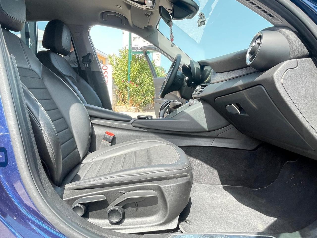 Alfa Romeo Giulia 2.2 Turbodiesel 160 CV AT8 Executive