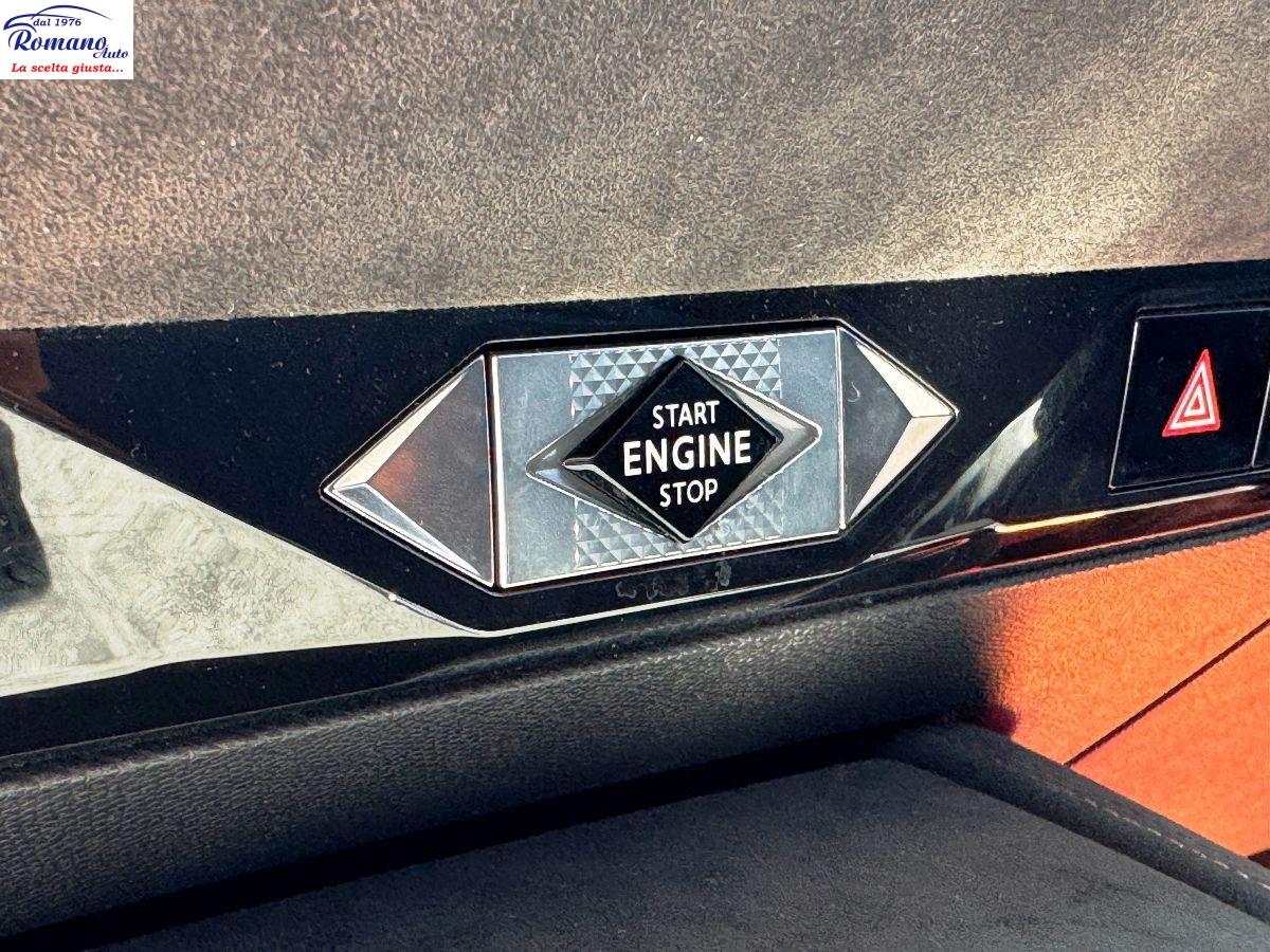 1.6 e-tense phev Performance Line+ 225cv auto#FARI LED MATRIX!