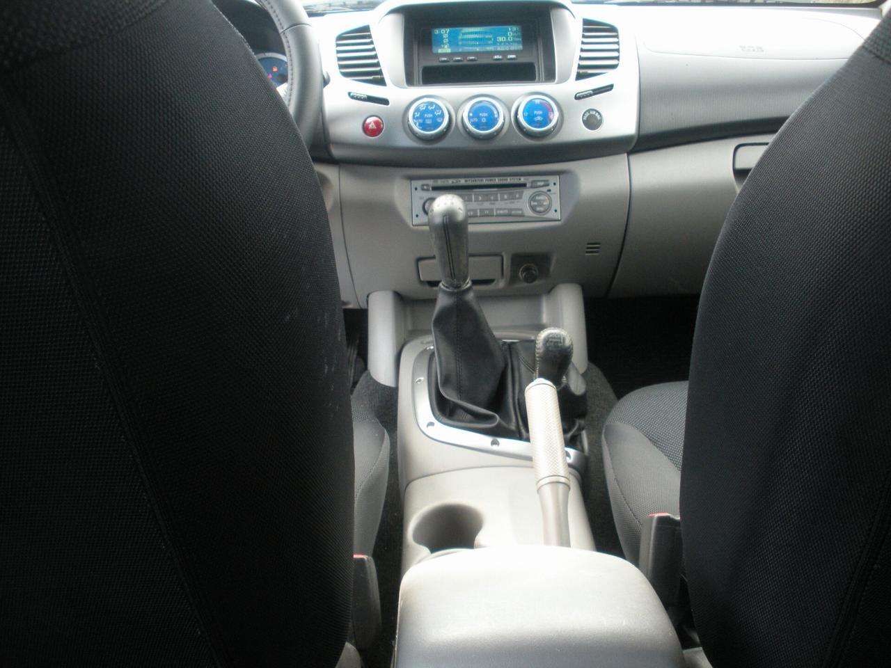 Mitsubishi L200 2.5 DI-D/136CV Double Cab Intense ''SPORT''