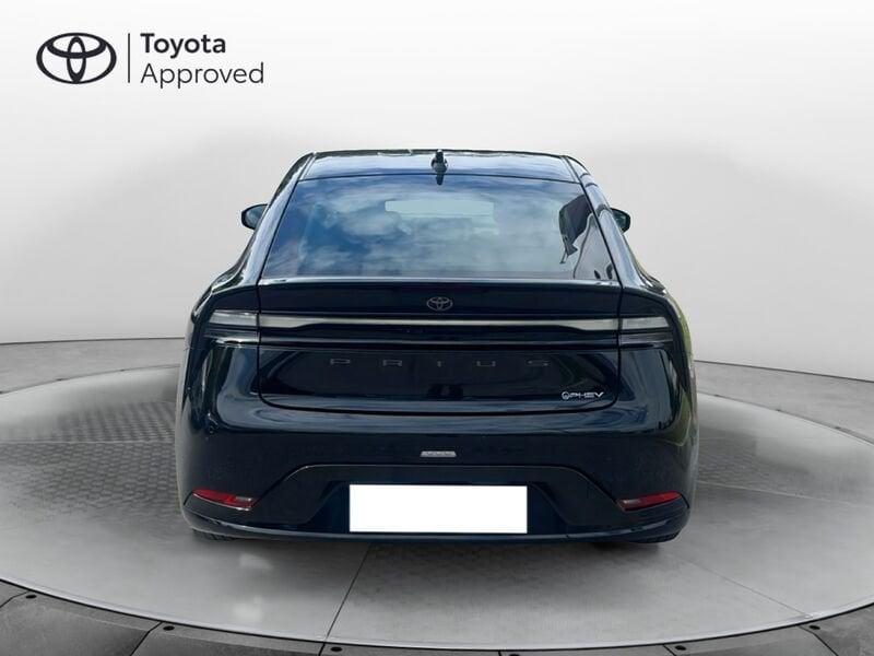 Toyota Prius Plug-in Hybrid Lounge