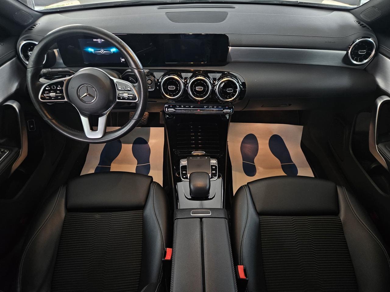 Mercedes-Benz CLA 200 Coupe d Sport auto
