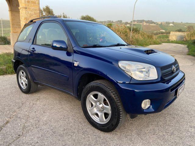 TOYOTA RAV 4 RAV4 2.0 Tdi D-4D cat 3 porte Sol