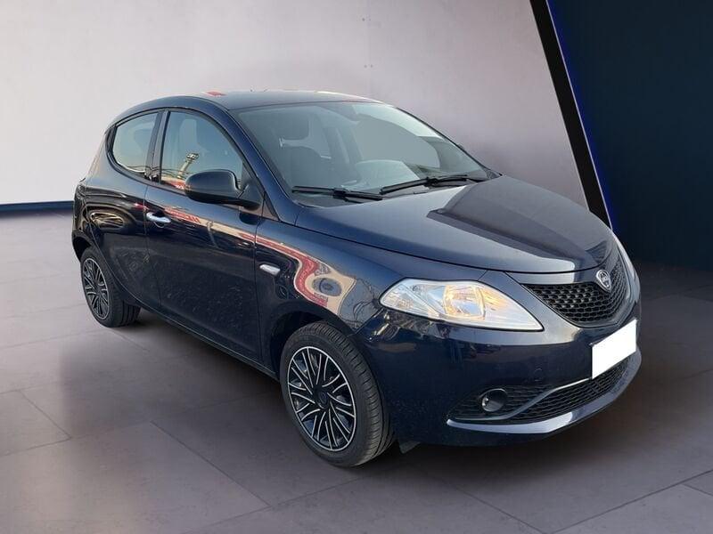 Lancia Ypsilon III 2015 1.0 hybrid Gold s&s 70cv