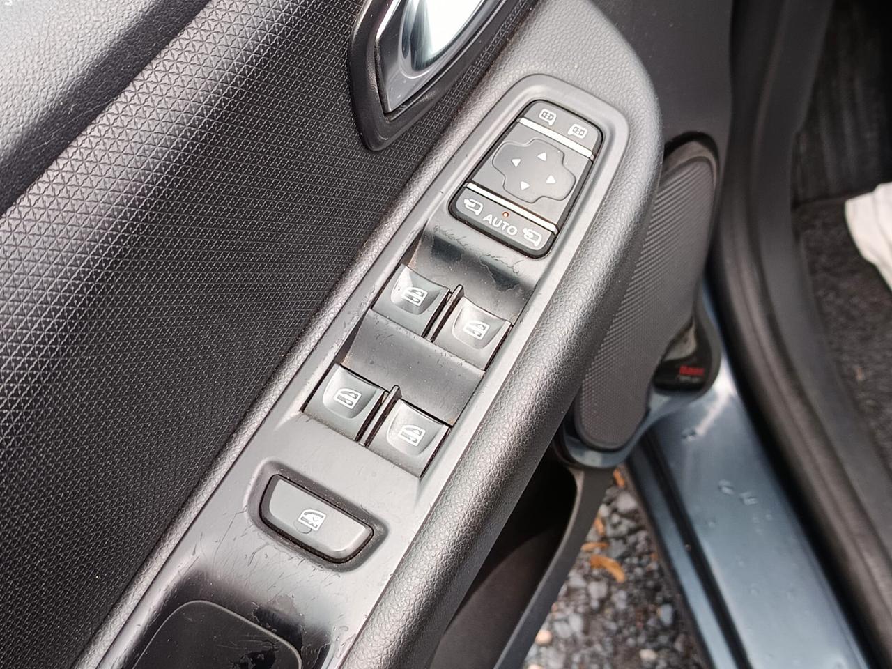 Renault Clio 2017 - 1.5dCi LB AUTOMOBILI