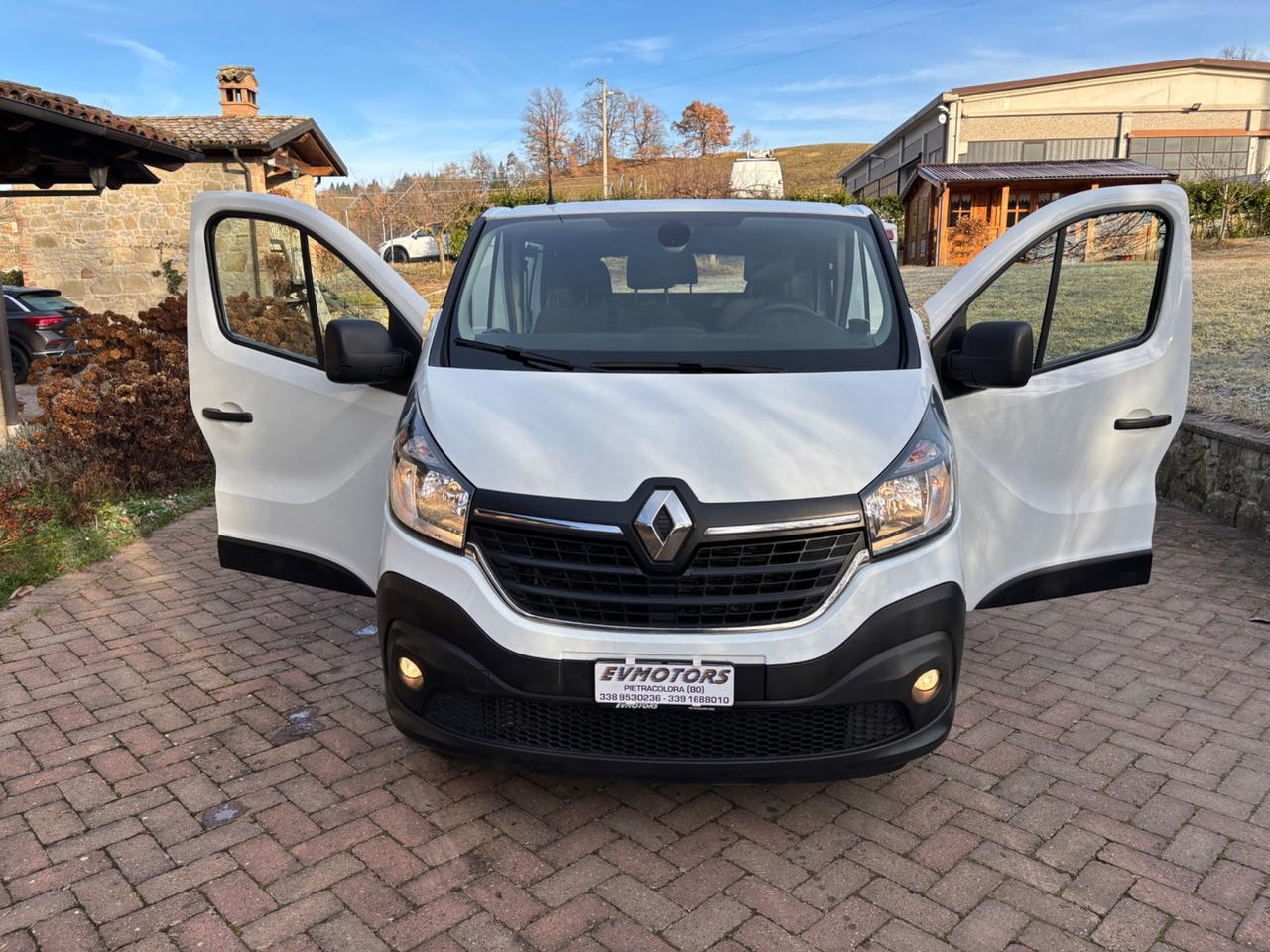 Renault Trafic T27 2.0 dCi 120CV 6 POSTI - 05/2021