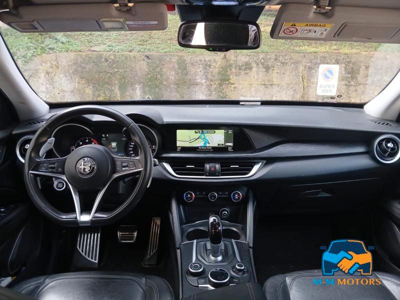 Alfa Romeo Stelvio 2.2 t Executive Q4 210cv auto