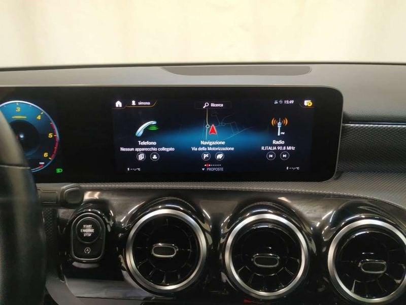 Mercedes-Benz Classe A A 180 d Sport auto