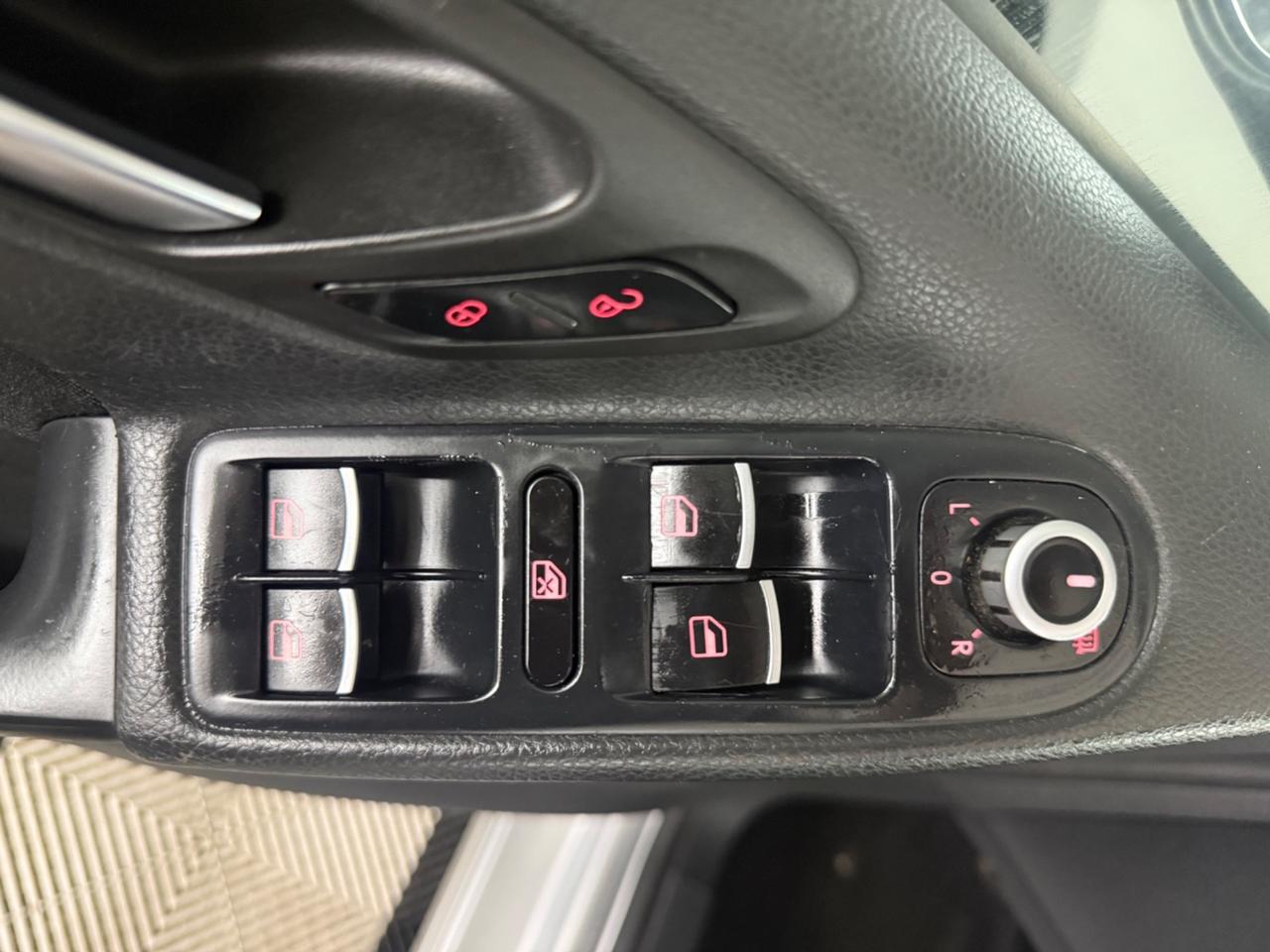 Volkswagen Golf 2.0 TDI 140CV DPF 5p. Highline