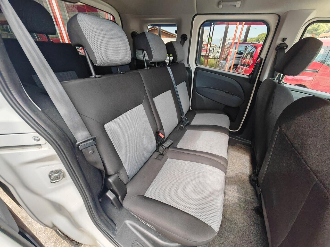 Fiat Doblo 1,6 diesel 02/2010 CV105 POSTI SETTE