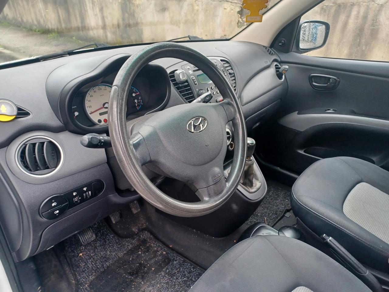 Hyundai i10 1.1 12V BlueDrive GPL 2010