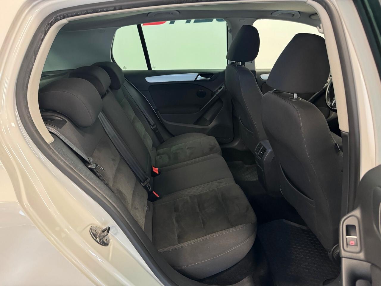 Volkswagen Golf 2.0 TDI 140CV DPF 5p. Highline FARI LED