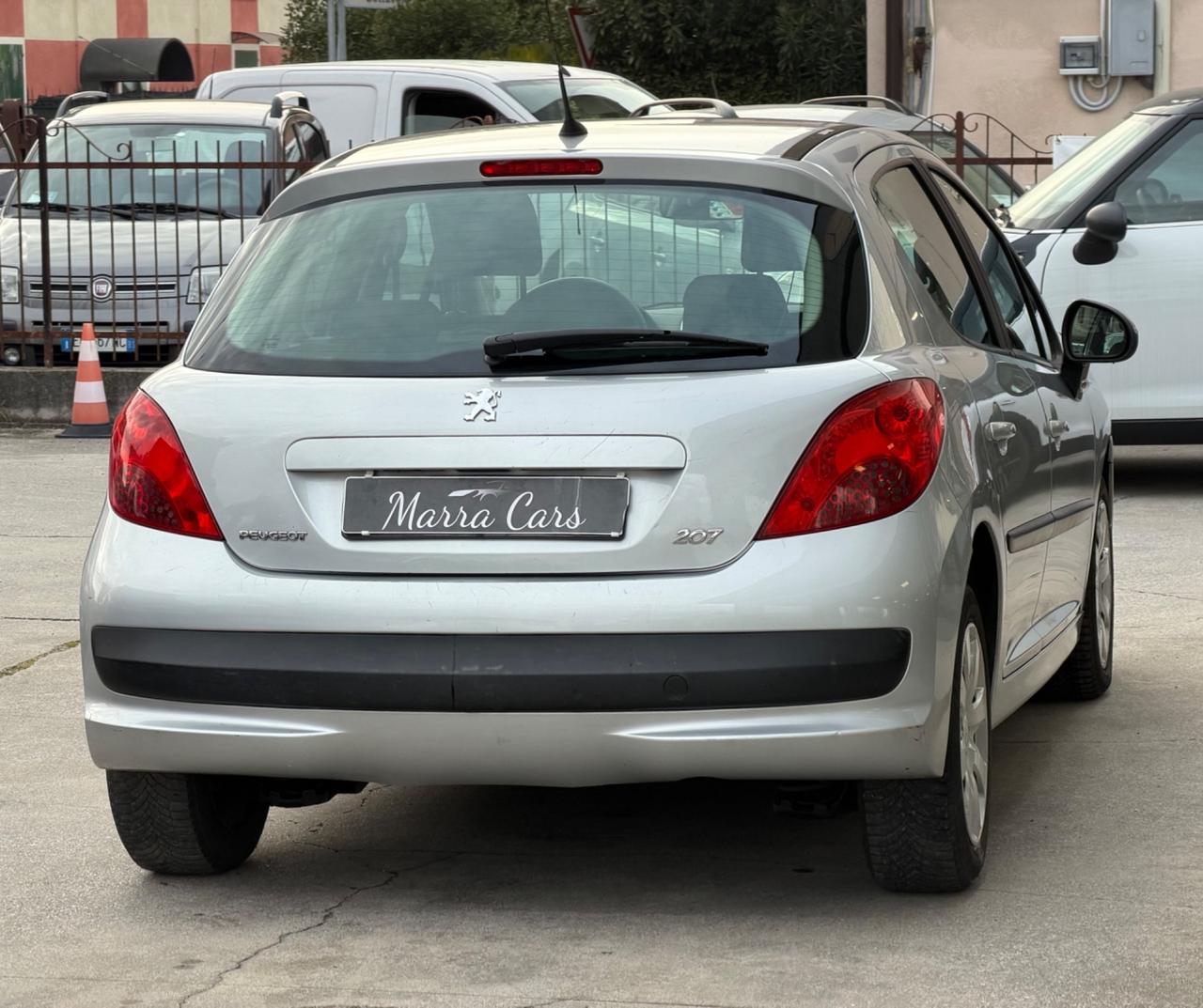 Peugeot 207 1.4 8V 88cv 5p.- Neopatentati- Garanzia