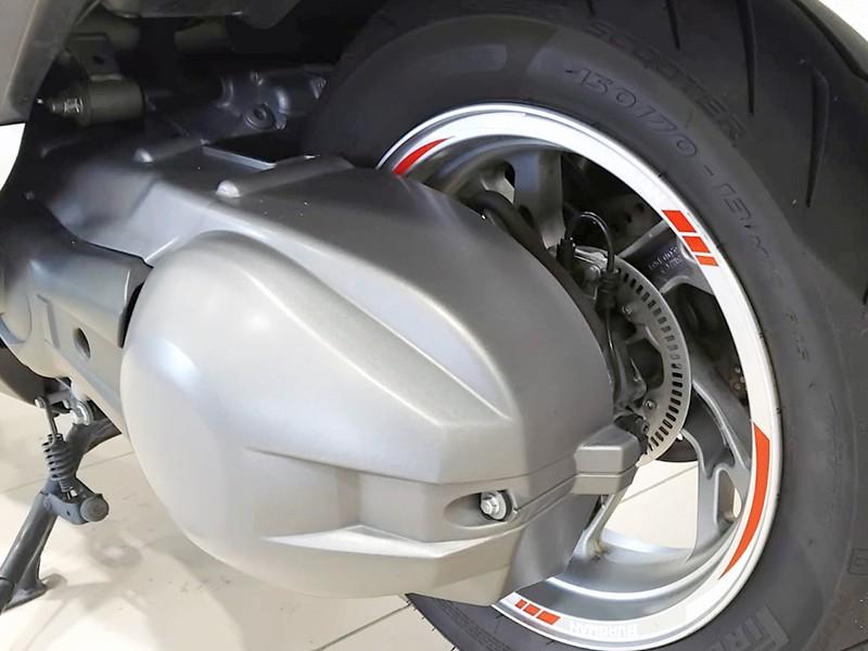 Suzuki Burgman 400 ABS