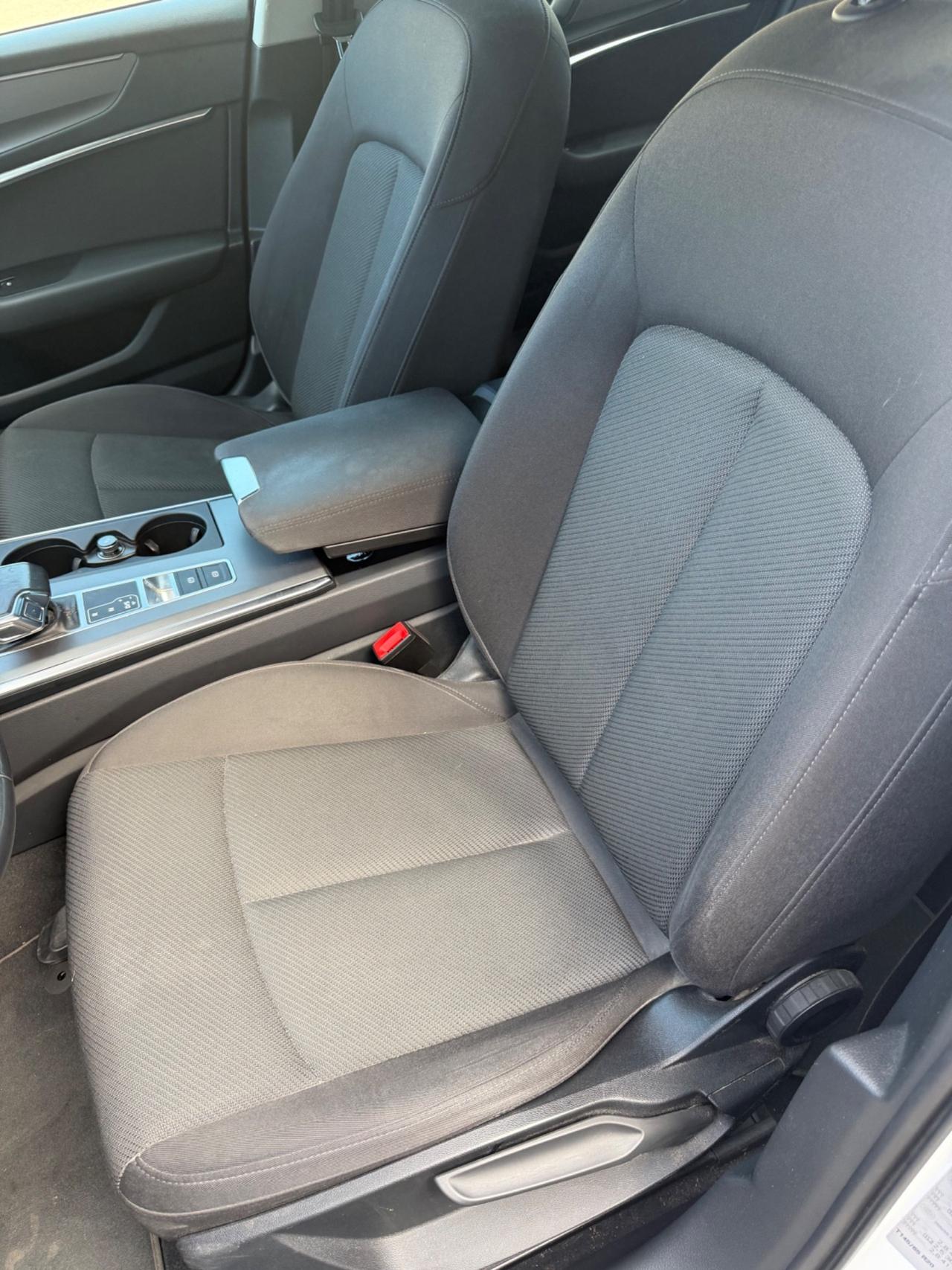 Audi A6 Avant 40 2.0 TDI S tronic Business Avant