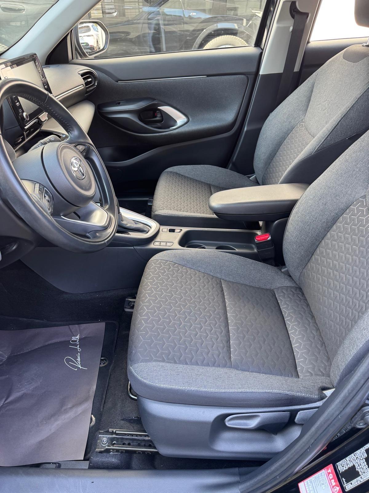 Toyota Yaris Cross 1.5 business fwd e-cvt
