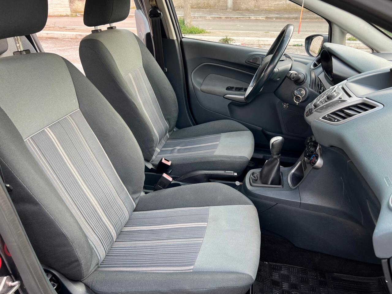 Ford Fiesta 1.4 TDCi 5p. Titanium