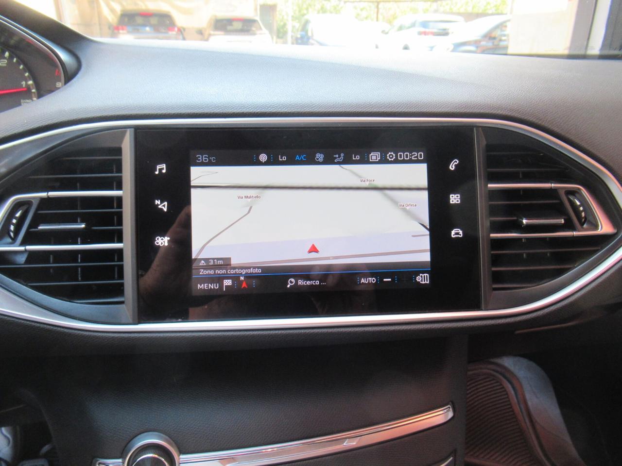 Peugeot 308 BlueHDi 130 S&S Business