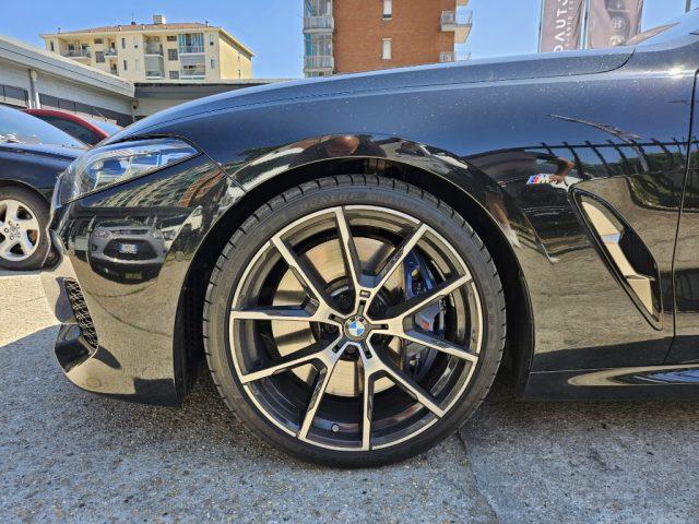 BMW M850 i xDrive Cabrio