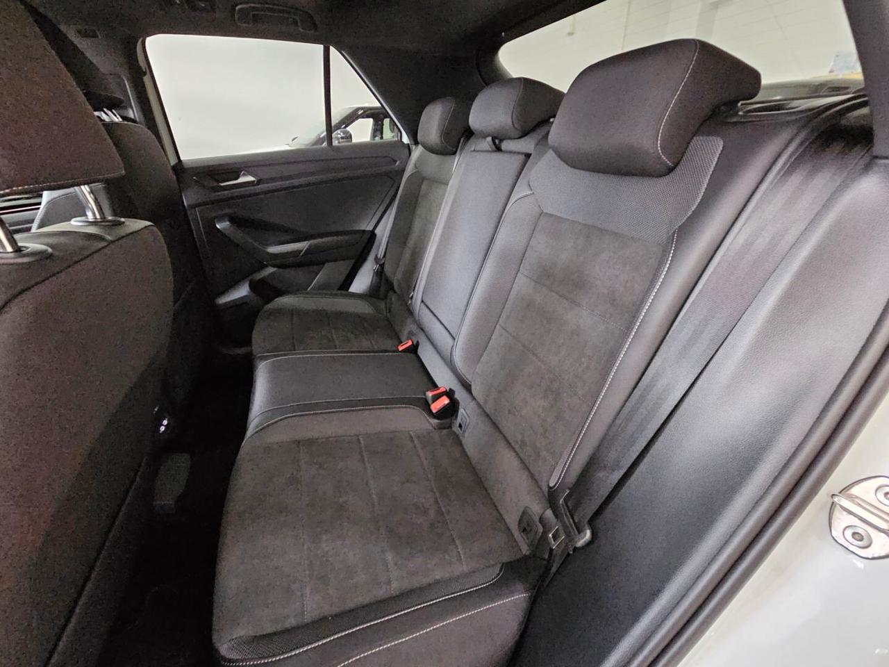 Volkswagen T-Roc 2.0 TDI SCR 150 CV DSG R-Line