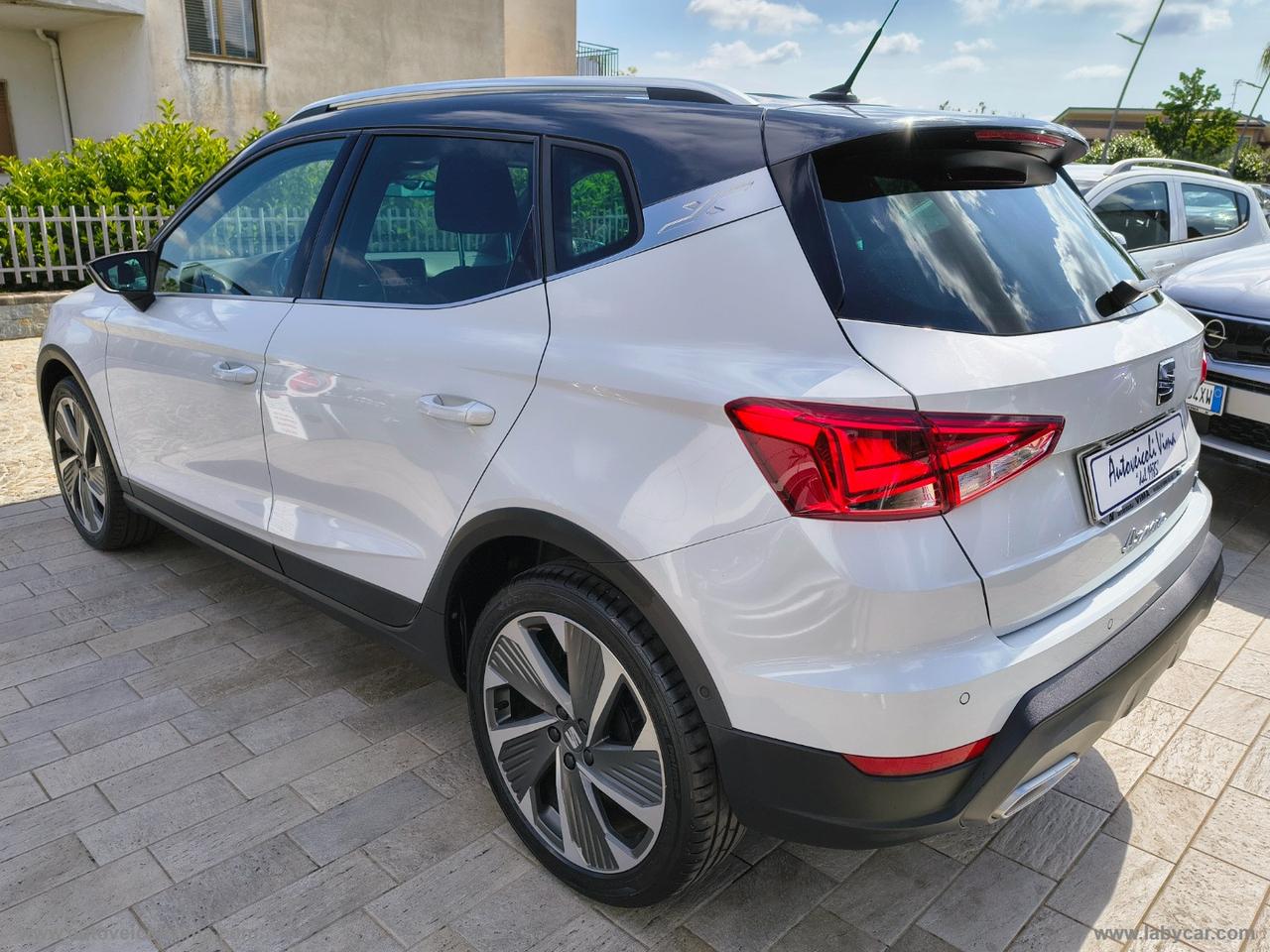 SEAT Arona 1.0 TGI FR
