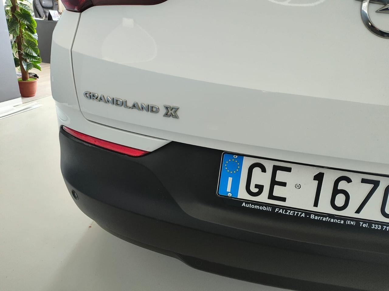 Opel Grandland X 1.5 diesel iva deducibile