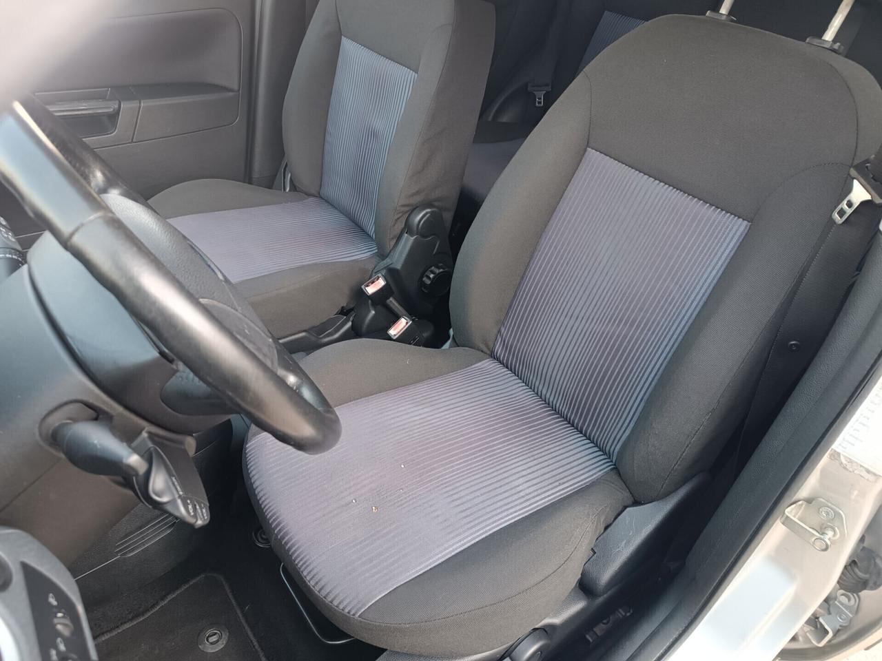 Ford Fusion 1.4 benzina garanzia