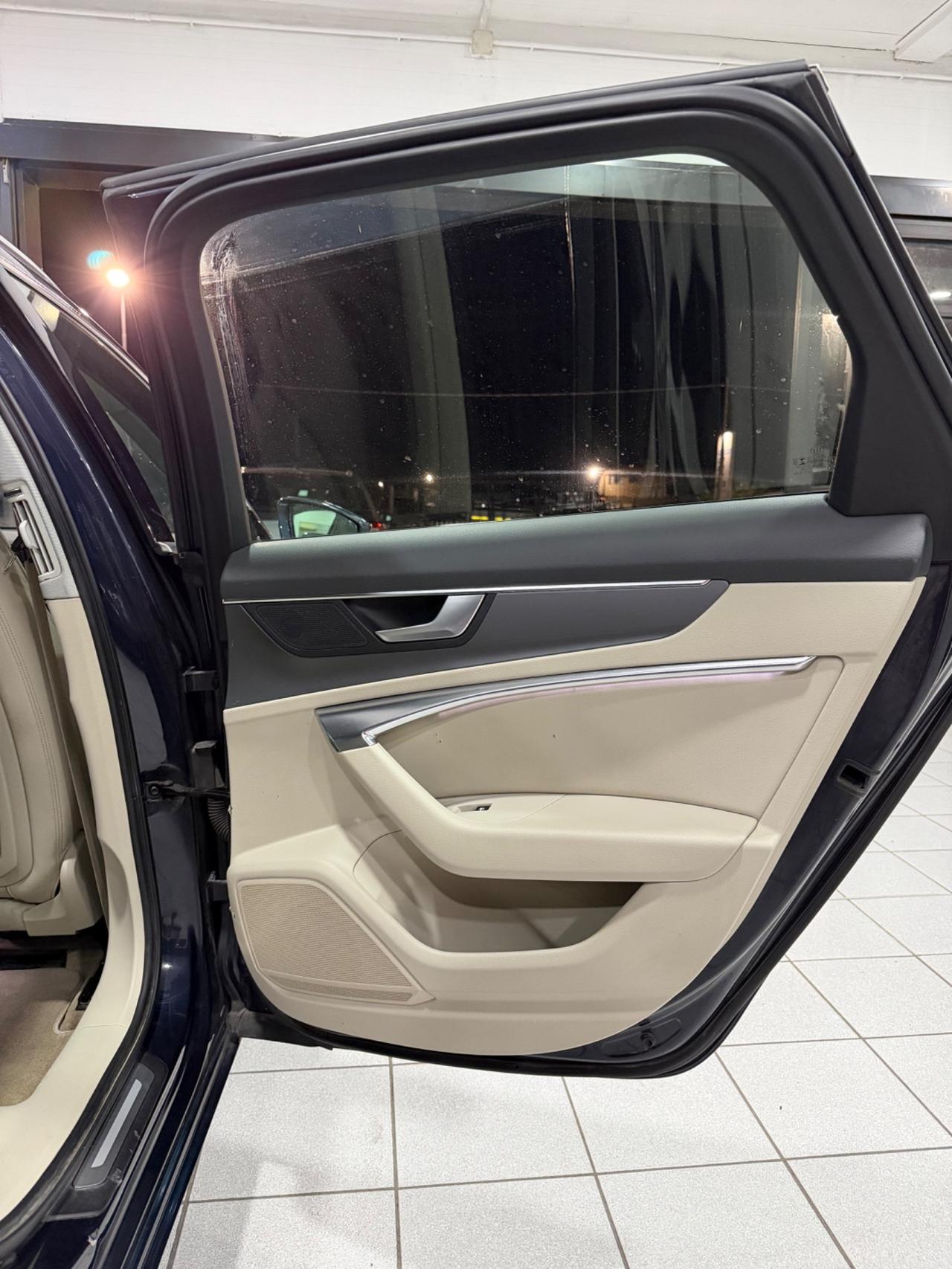Audi A6 Avant 45 3.0 TDI quattro tiptronic Business Design