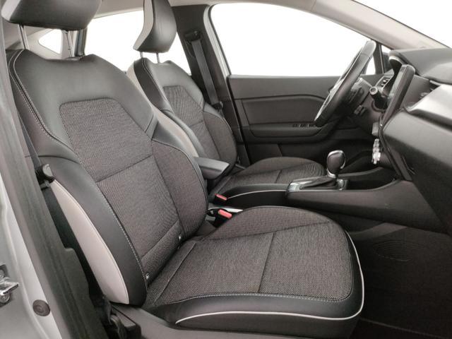 RENAULT Captur Blue dCi 115 CV EDC Intens