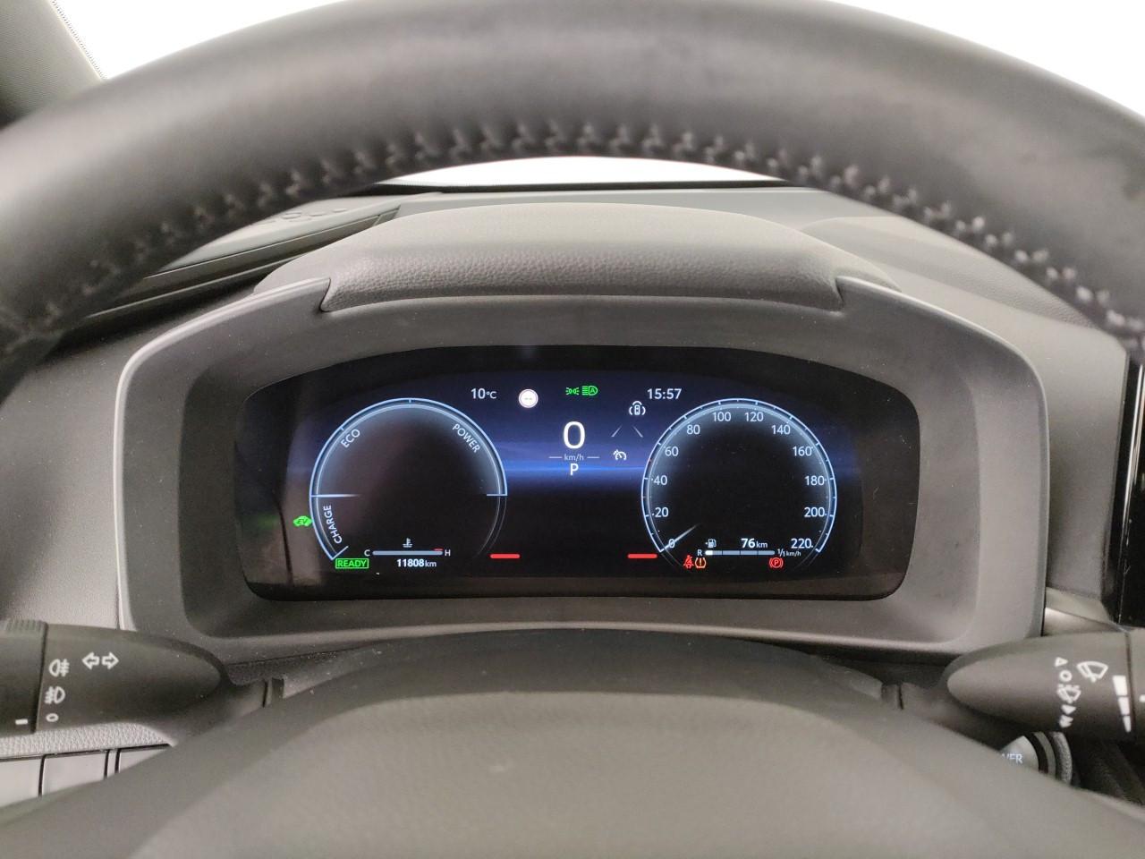 TOYOTA C-HR 1.8 hev Active fwd e-cvt