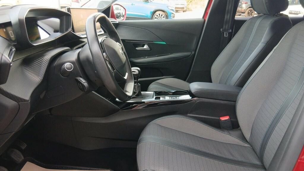 Peugeot 208 5 Porte 1.2 PureTech Allure Navi Pack