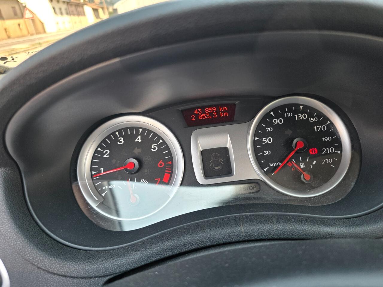 Renault Clio 1.2 75CV perfetta e garantita 12 mesi