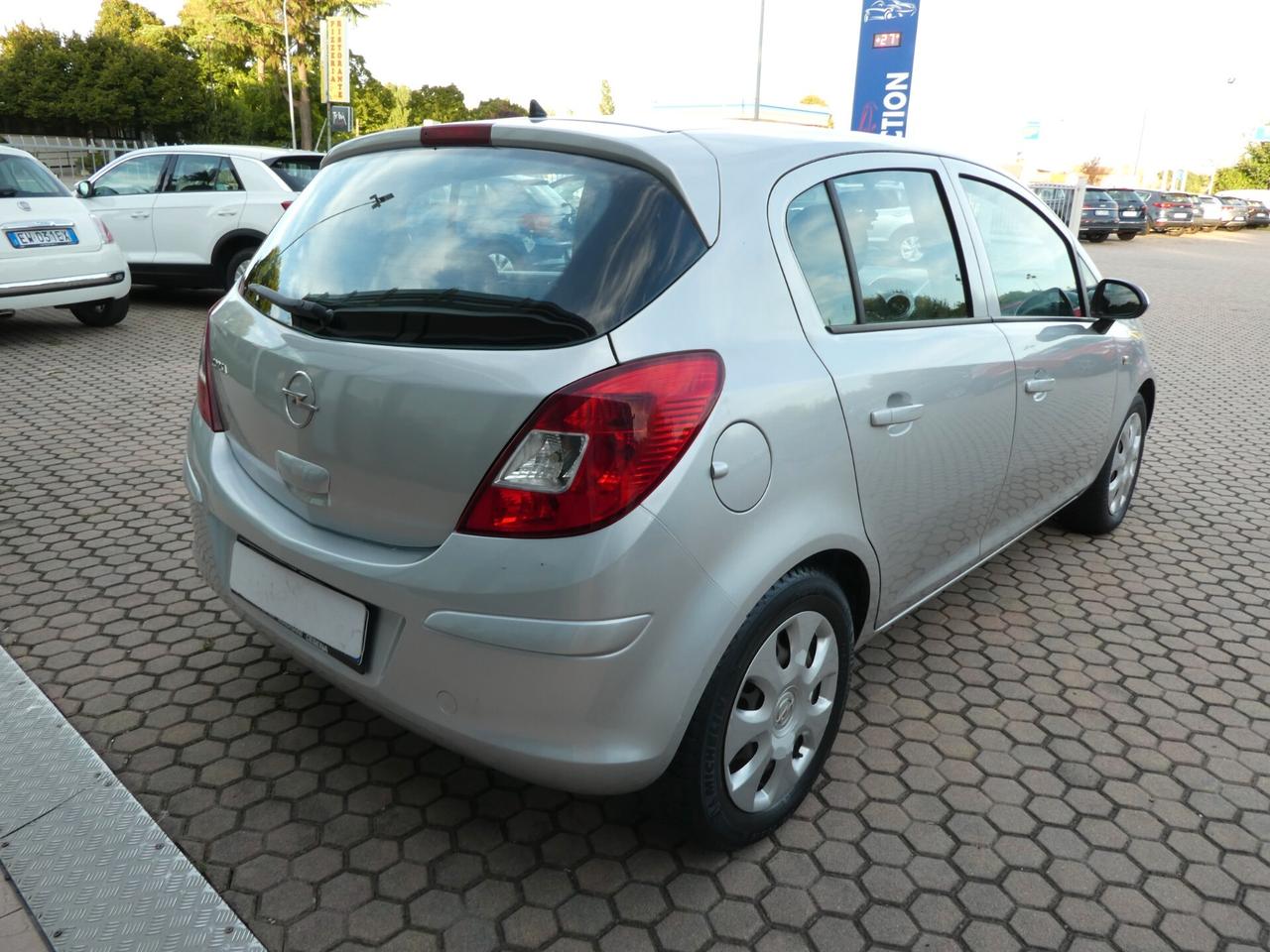 Opel Corsa 1.2 80CV 5 porte GPL-TECH Enjoy OK NEOPATENTATI