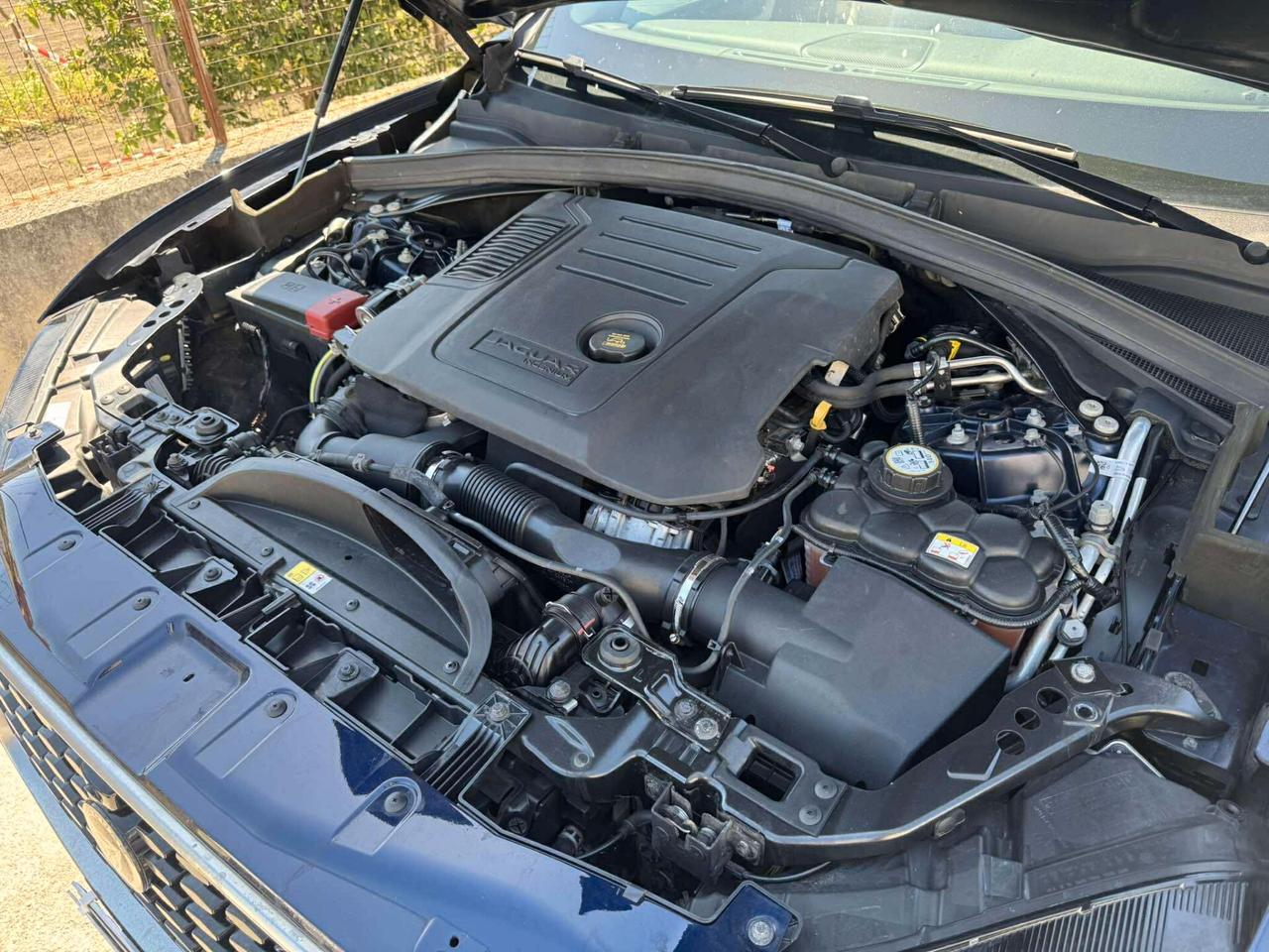 Jaguar F-Pace 2.0 D 204 CV R-Dynamic -2021