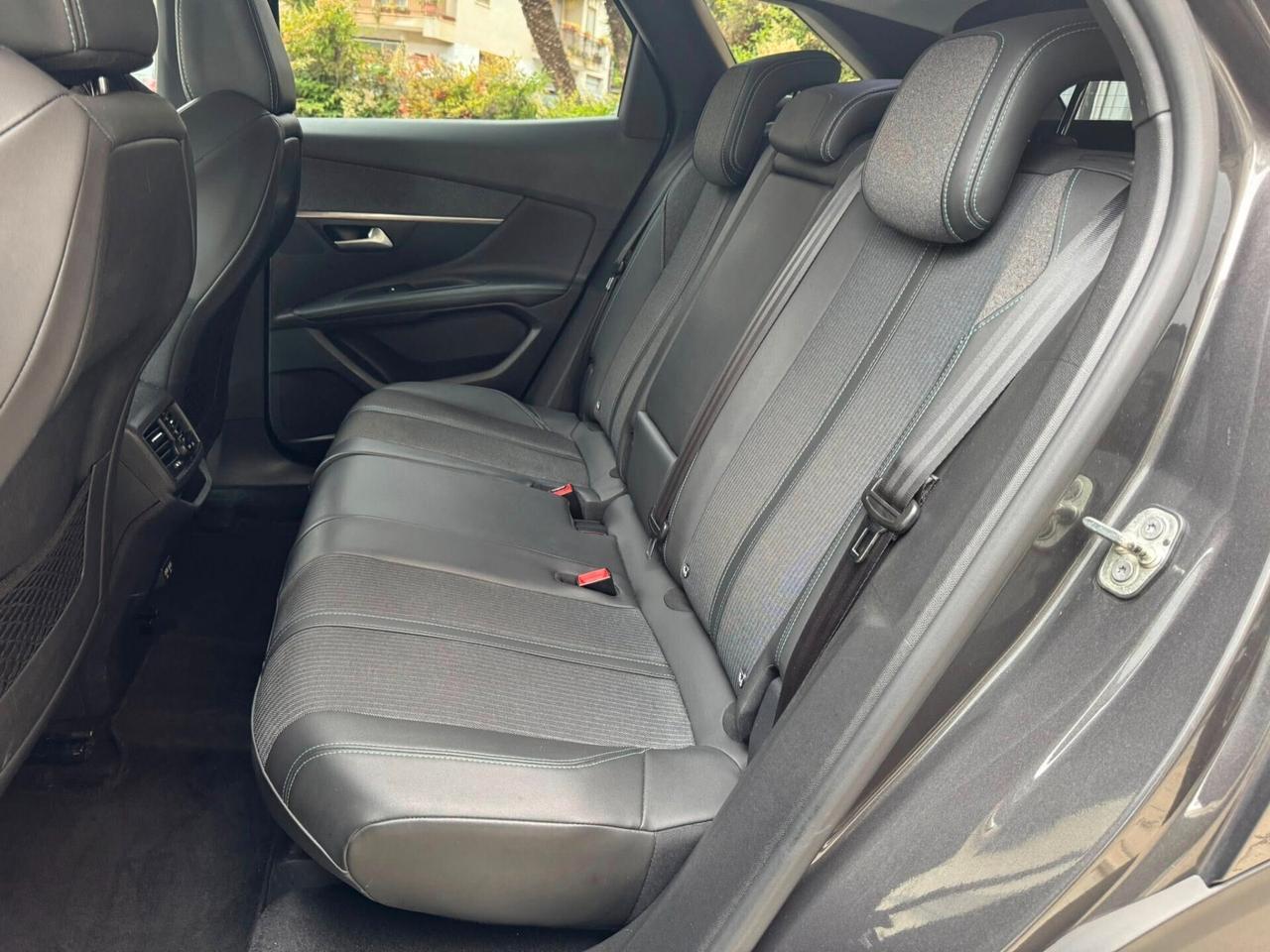 PEUGEOT 3008 1.5 HDI 130 CV. EAT8 ALLURE PAK BI-COLORE