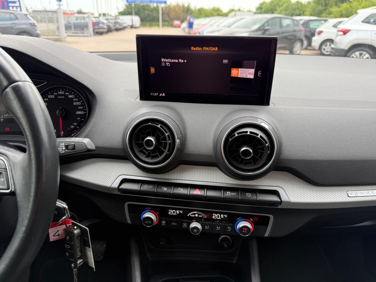 Audi Q2 35 TDI quattro S tronic Business
