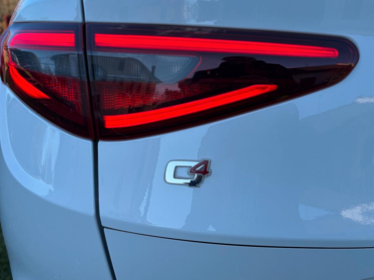 Alfa Romeo Stelvio 2.2 Turbodiesel 190 CV AT8 Q4 Business