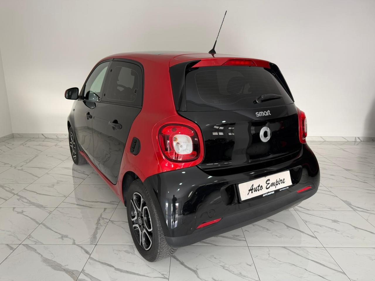SMART FORFOUR PASSION AUTOMATICA TETTO PANORAMICO