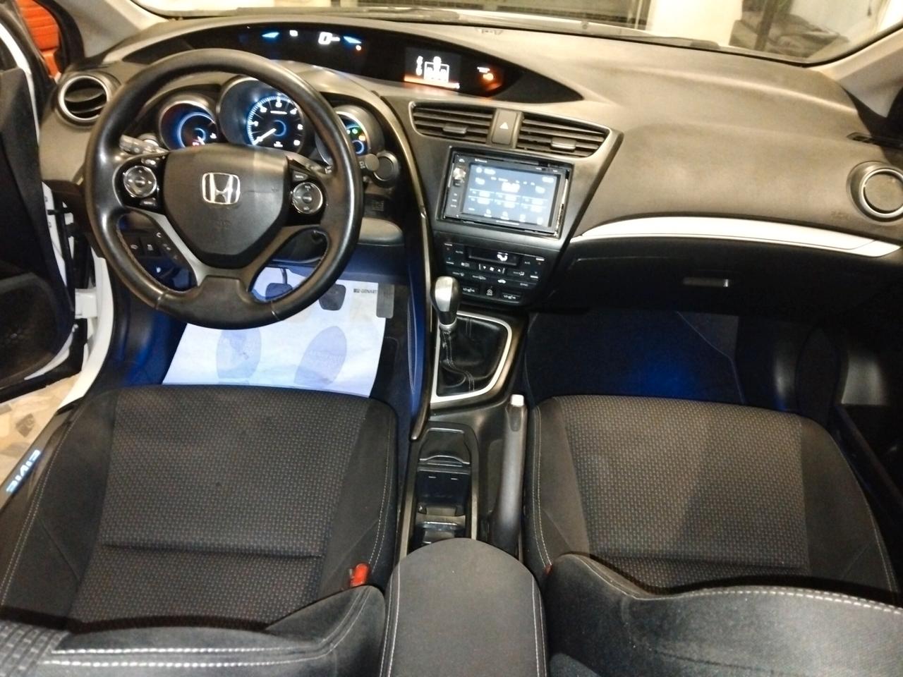 Honda Civic 1.6 i-DTEC Lifestyle Navi