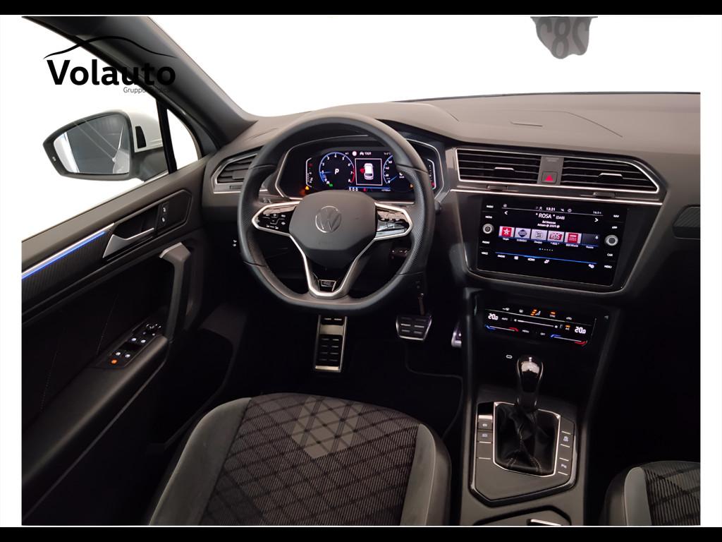 VOLKSWAGEN Tiguan II 2021 - Tiguan 1.5 tsi R-Line 150cv dsg