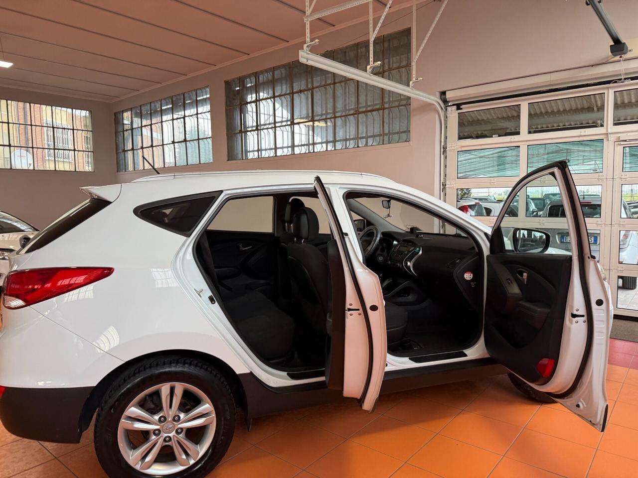 Hyundai iX35 € 3999,00 RISERVATA A COMMERCIANTI AU