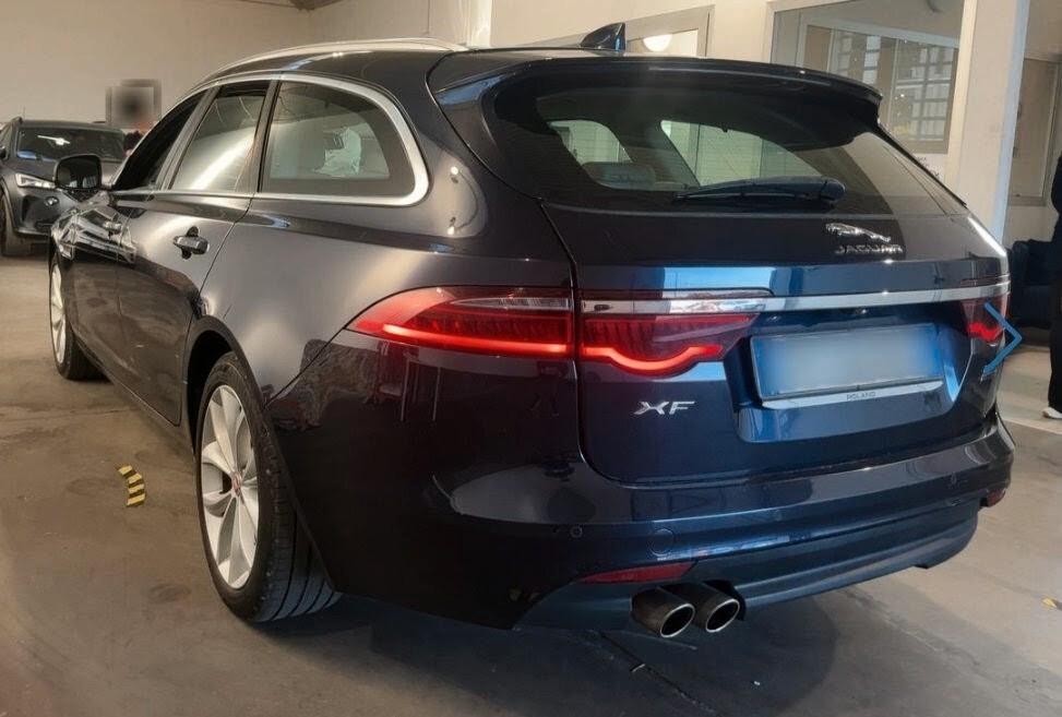 Jaguar XF 2.0 D 180 CV AWD aut. Prestige