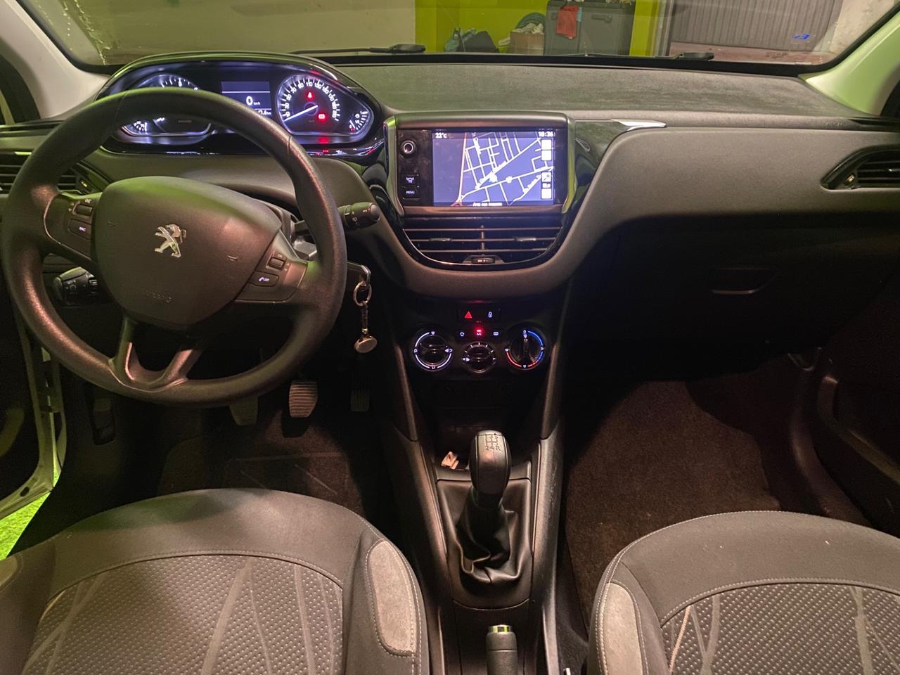 Peugeot 208 1.4 HDi 68 CV 3 porte Allure